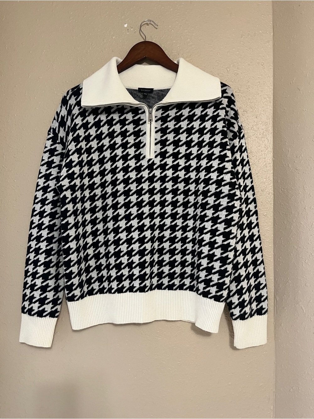 Talbots Houndstooth Jacquard Quarter Zip Sweater Black & White Size Large